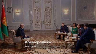 Лукашенко о записи про Навального: это были цветочки, ягодки впереди