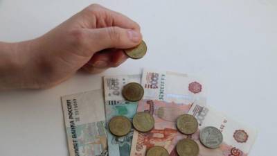 Каким работникам в РФ продлят выплаты из-за COVID-19 до 15 октября