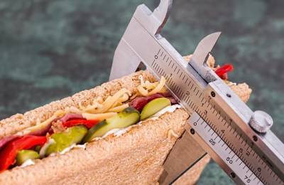 Специалисты рассказали о голландской диете, которая поможет похудеть без голоданий