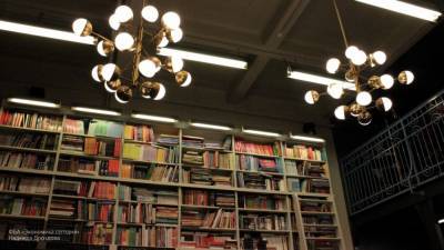 Петербурженку на ночь закрыли в книжном магазине, и она осталась довольна