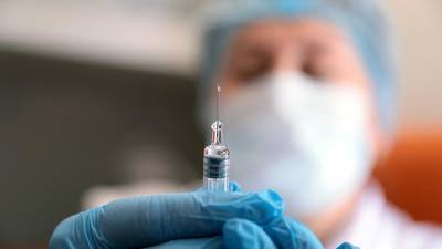 Центр Гамалеи задумал создать комбинированную вакцину от гриппа и COVID-19