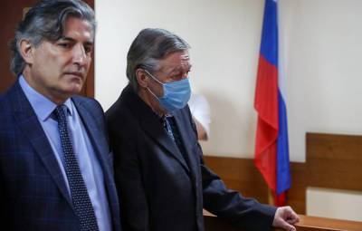 В ОНК заявили, что Ефремов вновь отказался от адвоката Пашаева