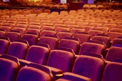 Спектакли в Молодежном театре Краснодара снова перенесены из-за пандемии