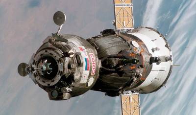 Эксперт: «Американцам разумнее всего летать на МКС на "Союзах"»
