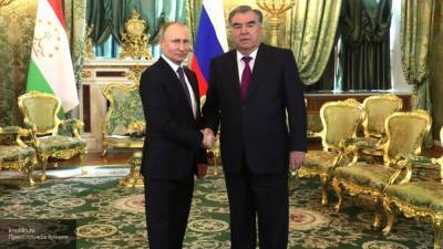 Путин поздравил главу Таджикистана по случаю Дня независимости страны