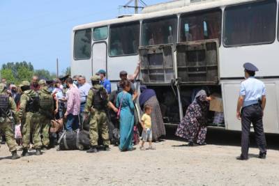 Очередная группа находившихся в Дагестане граждан Азербайджана отправилась домой через спецкоридор