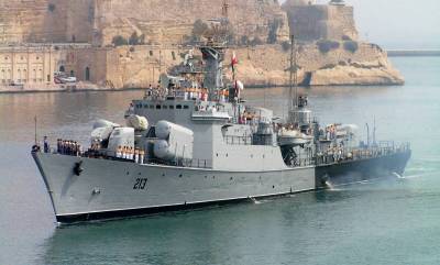Сражение за Сирт: армия Хафтара обзавелась боевым кораблем