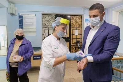 Тульский министр здравоохранения сделал прививку от гриппа