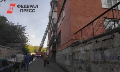 В Челябинске за ТРК «Родник» вспыхнул пожар: есть погибший