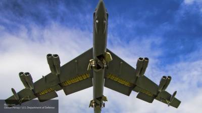 Российские ПВО в Крыму едва не сбили американский бомбардировщик B-52