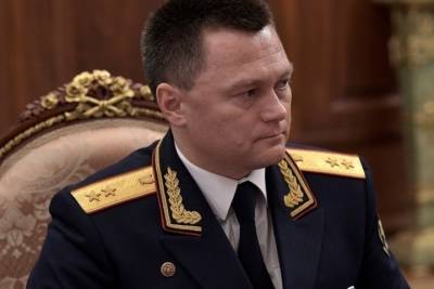 Российских чиновников стали втрое чаще увольнять из-за коррупции