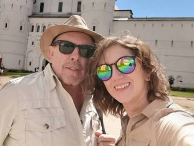 Молодая жена Макаревича рассказала о совместной жизни с 66-летним рокером