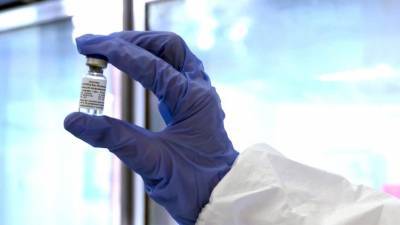 В России начался финальный этап испытаний вакцины от коронавируса «Спутник V»