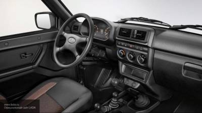 АвтоВАЗ выпустил черную версию обновленного внедорожника Lada 4x4