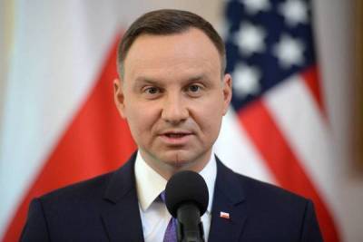 Президент Польши собрался диктовать условия России. Поляки надеются на «газовую независимость» в 2022 году.