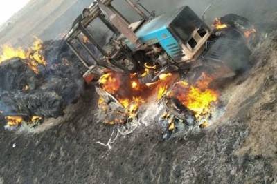 В Татарстане на ходу загорелся трактор, водитель в больнице