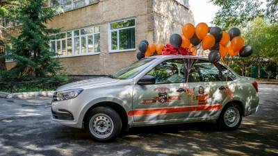 Футболист «Урала» Бикфалви подарил автомобиль одной из больниц Екатеринбурга