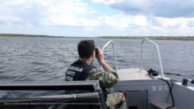 Четыре человека погибли при столкновении катера с баржей в Сургуте