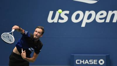 Матч Медведева с Рублёвым на US Open был приостановлен из-за отключения электричества