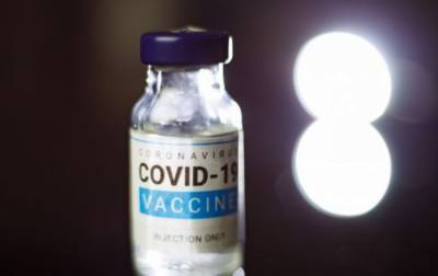 Проблемы с вакцинацией в США возникли из-за логистики, - NYT