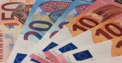 Минимальную зарплату повысили до 500 евро