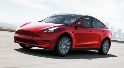 Компания Tesla в январе начнет поставки кроссоверов Model Y китайского производства