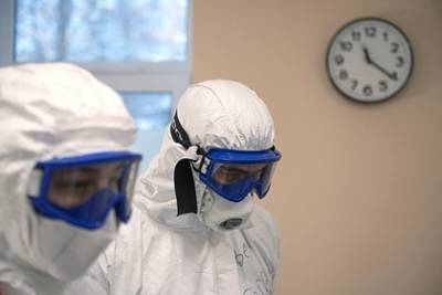 В России за сутки умерли 536 пациентов с коронавирусом