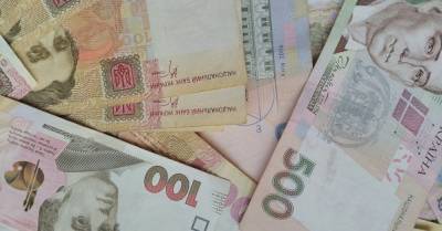 В Украине с 1 января выросла минимальная зарплата, а с ней и ЕСВ