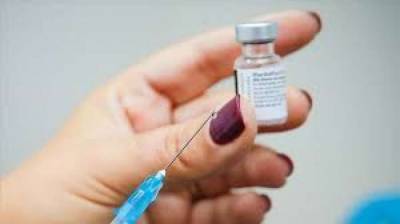 ВОЗ дала добро на использование первой вакцины против коронавируса