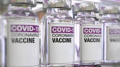 В Индии одобрили применение «оксфордской» вакцины против COVID-19