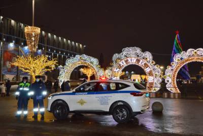 Главный тульский полицейский проверил работу правоохранителей в новогоднюю ночь
