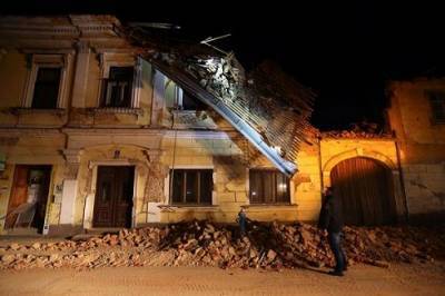 Сильнейшее за 100 лет землетрясение в Хорватии: в стране объявлен траур