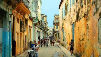 С Нового года на Кубе началась реформа финансовой системы
