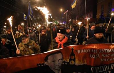 В Киеве завершилось факельное шествие