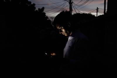 Весь Пакистан остался без электроэнергии – СМИ