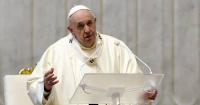 "Этический долг": Папа Римский рассказал о своих планах вакцинироваться от коронавируса