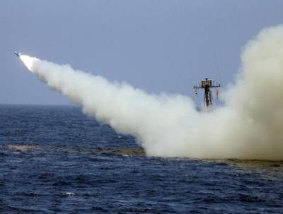 Иран вывел в Персидский залив весь свой военный флот