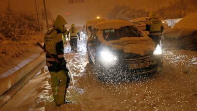 Жертвами снегопада в Испании стали четыре человека