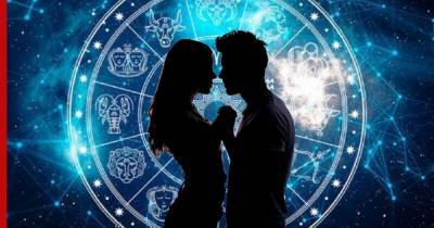 Астрологи объяснили, как не потерять любовь в январе