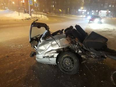«Автомобиль распался на части»: в ГИБДД Кузбасса рассказали о жёстком ДТП в Новокузнецке
