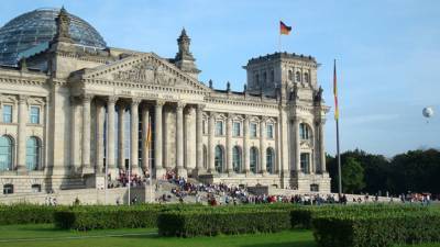 Власти Берлина усилили охрану городских объектов после штурма Капитолия