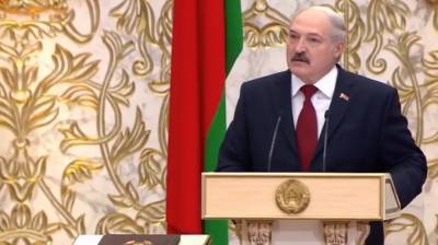 Лукашенко сравнил себя с белкой в колесе