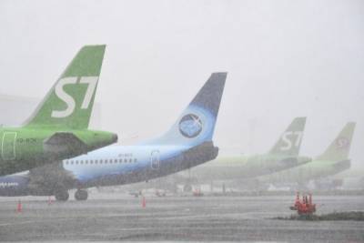 Аэропорт Краснодара ограничил прием самолетов из-за снегопада