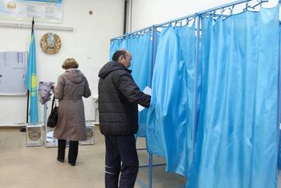 Больше половины граждан уже проголосовали на выборах в Казахстане