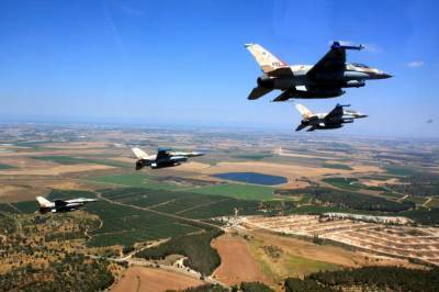 Израильские ВВС нарушили воздушную границу с Ливаном