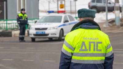 Десять машин столкнулись на трассе в Кемеровской области