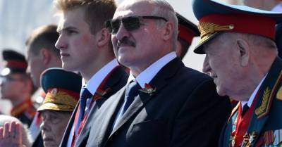 Сын Лукашенко назвал отца "отвратительным пациентом"