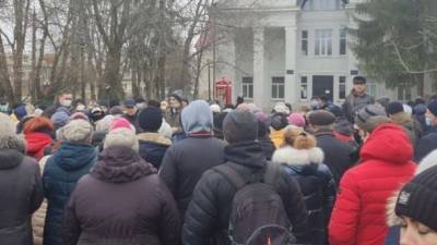 В городах Харьковщины митингуют против повышения тарифов