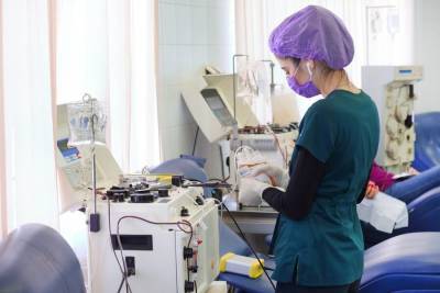 Донорами плазмы с антителами к коронавирусу в Москве стали уже 10,5 тыс человек