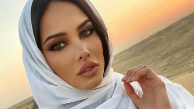 «Будущая жена шейха»: Решетова примерила хиджаб и пришла в восторг — фото